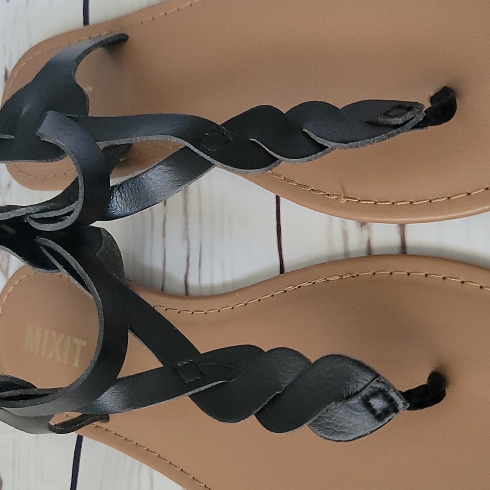 Braided  Sandals - Picture 3 of 7